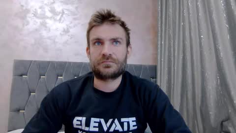 10in_deluxe online show from March 9, 9:14 am