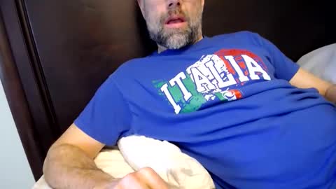 Snapshot of 123h0rny chatting on February 20, 4:36 pm 123h0rny online show from February 20, 4:36 pm