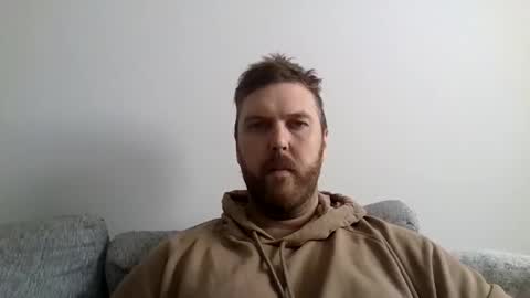 123holt123 online show from April 7, 7:36 pm