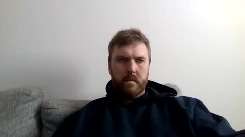 123holt123 online show from April 21, 9:21 pm