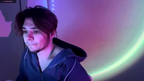 1roberttt online show from January 10, 1:00 am