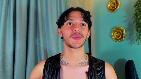 Sebastian online show from October 21, 7:28 pm