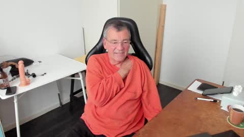 Henk online show from December 19, 1:18 pm