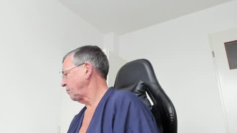 Henk online show from January 20, 1:42 pm