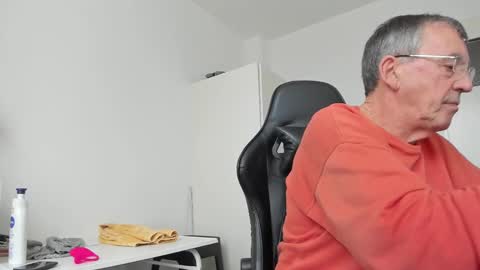 Henk online show from February 10, 12:18 pm