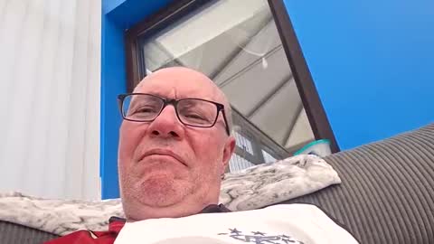 211skoosh online show from April 27, 2:02 pm