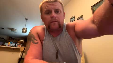 Snapshot of 22bigelo2316 chatting on September 22, 6:18 pm 22bigelo2316 online show from September 22, 6:18 pm