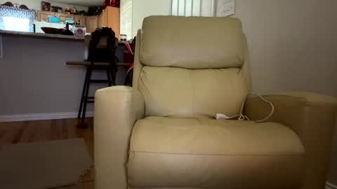 Snapshot of 22bigelo2316 chatting on October 5, 7:40 pm 22bigelo2316 online show from October 5, 7:40 pm