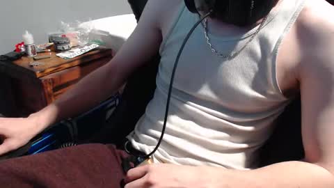 cheif online show from December 3, 2:50 am