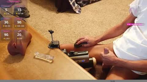 2tiredoftoys online show from November 17, 2:25 am