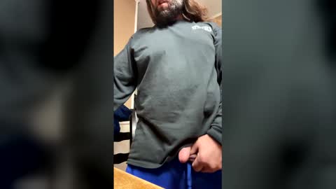 33adidas online show from April 6, 7:42 am