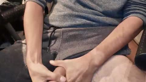 Steps online show from September 25, 7:02 pm