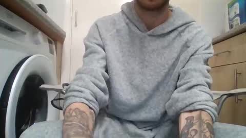 420feetloverr420 online show from September 25, 11:24 pm