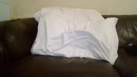 420feetloverr420 online show from October 4, 10:25 pm