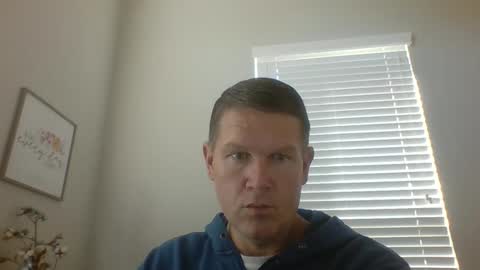 In2 online show from November 9, 7:51 pm