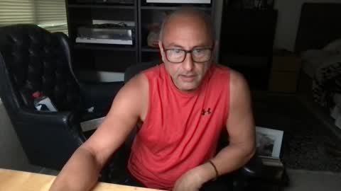 daddy vegas  for single women and couples here online show from June 11, 1:09 pm