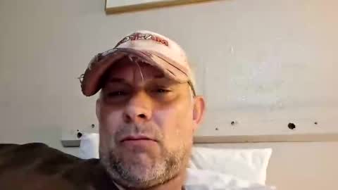 716guy716 online show from October 19, 7:33 am