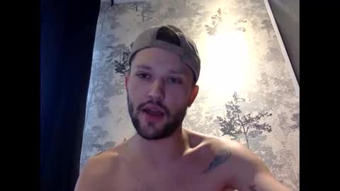 Kriss online show from November 12, 9:48 am