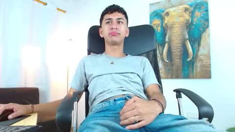 Alan online show from November 25, 1:13 pm