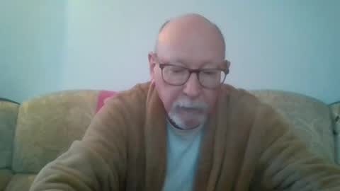  Papi  online show from January 5, 4:48 pm