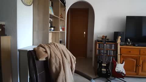  Papi  online show from February 17, 10:40 am