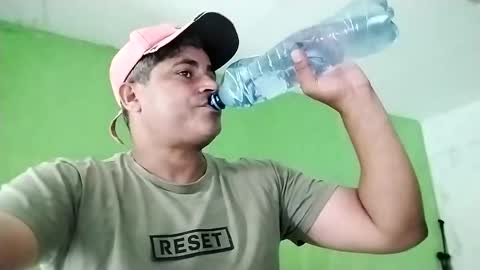 9vinhocamshow online show from March 10, 11:23 am