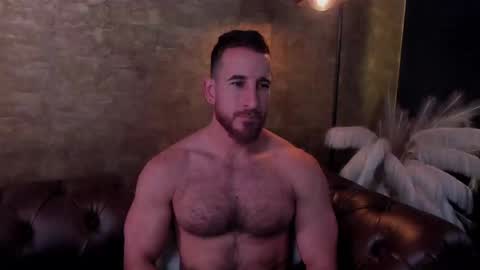 Snapshot of _adamcoper_ chatting on February 6, 2:58 pm _adamcoper_ online show from February 6, 2:58 pm