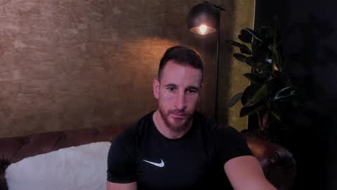 Snapshot of _adamcoper_ chatting on December 20, 11:16 pm _adamcoper_ online show from December 20, 11:16 pm