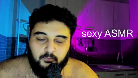 Alan online show from December 9, 9:44 pm