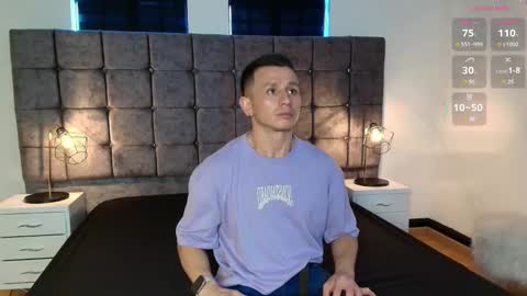 Snapshot of _andrewfalcon2 chatting on January 15, 12:25 pm _andrewfalcon2 online show from January 15, 12:25 pm