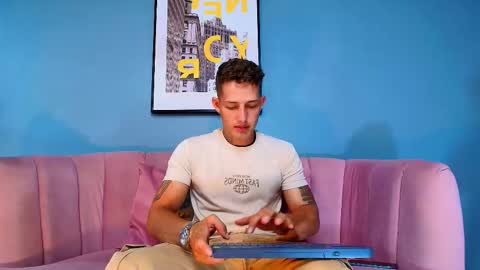 Angel Rivera online show from February 28, 11:04 pm