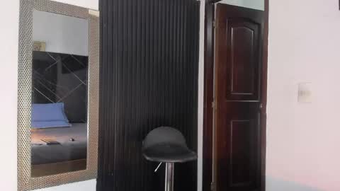 _axel_09 online show from May 22, 5:12 am