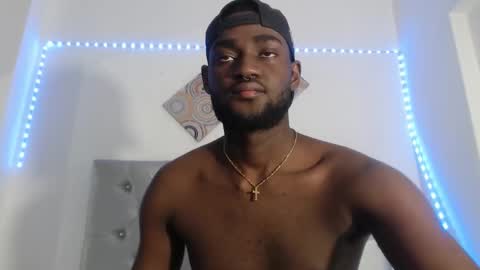 Andrew online show from November 19, 6:52 pm