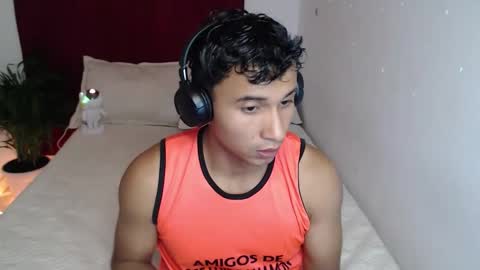 _duvan_123 online show from January 9, 2:39 am