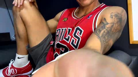 JACKTUZZI instagram online show from December 31, 4:38 am