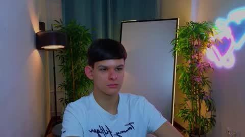 James online show from February 12, 3:18 pm