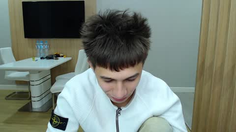 Snapshot of _kurt chatting on December 11, 12:03 am Kurt online show from December 11, 12:03 am