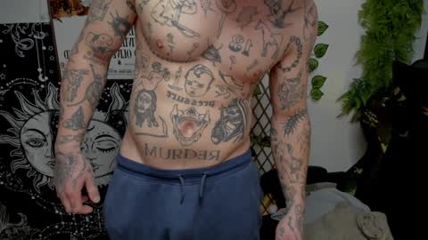 Layne online show from February 4, 2:49 am