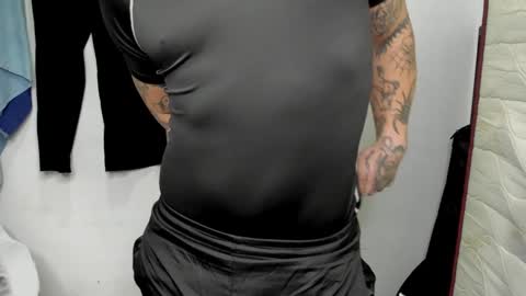 Layne online show from January 3, 1:38 am