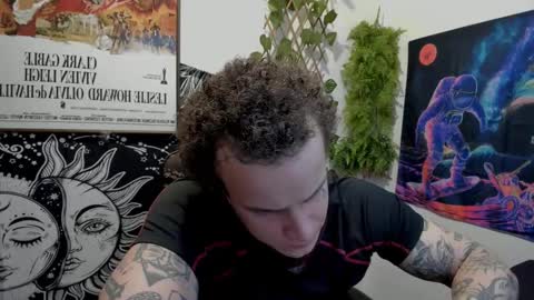 Layne online show from March 9, 9:25 pm