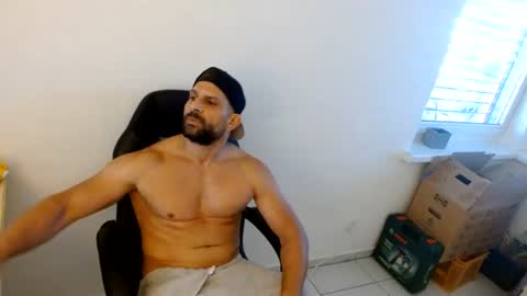 BENJI online show from July 20, 3:14 pm
