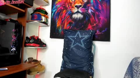 Kevin  online show from March 2, 11:19 am