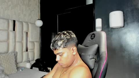 _sammy_ice online show from January 15, 7:05 am