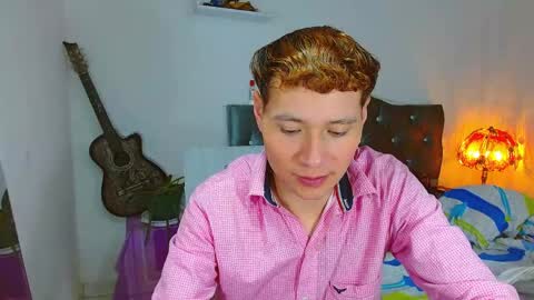 santi online show from April 14, 2:44 am