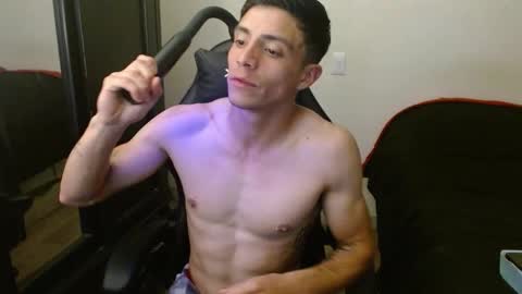 Snapshot of _schnnneider_ chatting on September 23, 4:23 am SCHNEIDER online show from September 23, 4:23 am