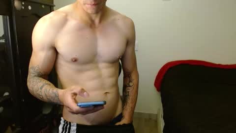 Snapshot of _schnnneider_ chatting on October 8, 12:04 am SCHNEIDER online show from October 8, 12:04 am