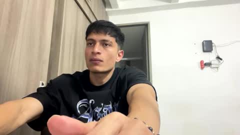 Juan Pablo-independent model online show from May 25, 4:29 am