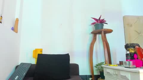 _tarek_ online show from September 23, 2:27 pm