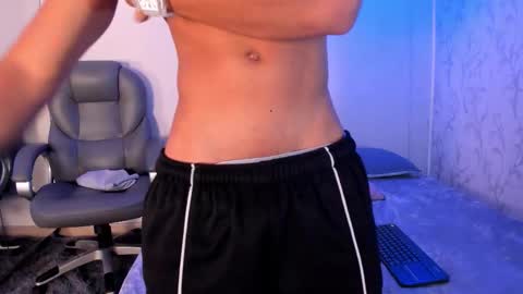 _taylorblack online show from February 4, 11:38 am