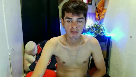 Snapshot of _urbabypam chatting on January 16, 12:20 pm  Urjerick online show from January 16, 12:20 pm